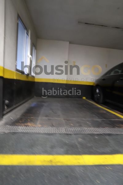 Foto 9dfeee86-7b97-4d33-b02f-1269ac0139c3. Aparcament cotxe a Jerónimos Madrid