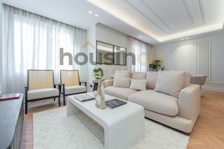 Pis  Modesto lafuente. Piso en venta en calle modesto lafuente