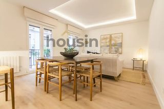 Pis  Cava baja. Piso en venta en calle de la cava baja