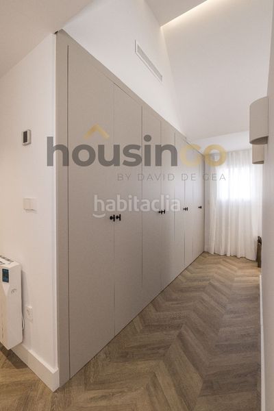 Foto 240126d2-1ba3-4c4f-818e-d72af74c8d36. Dúplex amb calefacció a Gaztambide Madrid