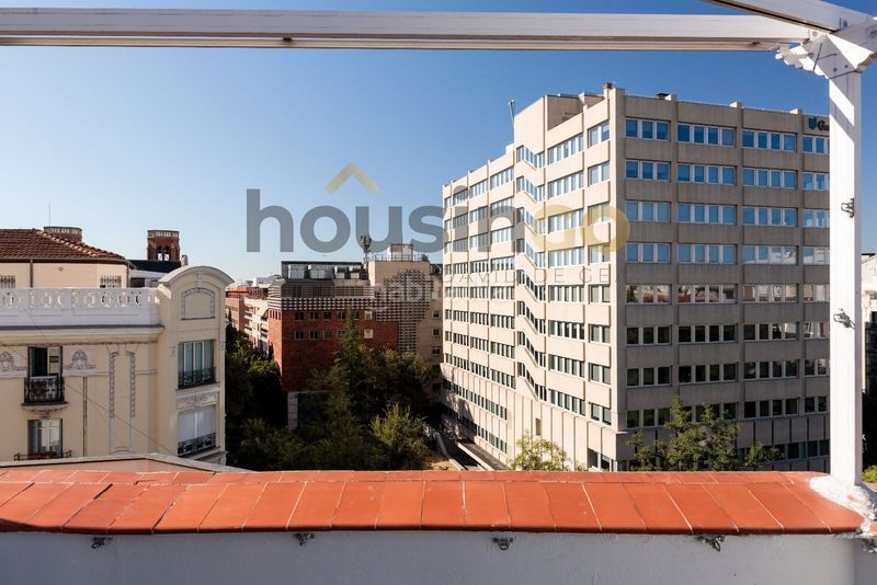 Foto 50776f99-49f3-44a3-8f4a-8b2a27afd2e9. Miete dachwohnung mit heizung in Trafalgar Madrid