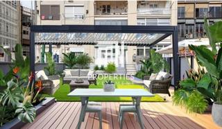 Pis  Carrer valencia. Piso con terraza privada en finca regia para reformar en lantiga