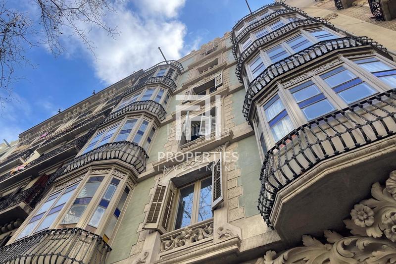 Foto 7a482231-e73d-476d-a81d-96cbf6a304f7. Pis amb calefacció aparcament a L´Antiga Esquerra de l´Eixample Barcelona