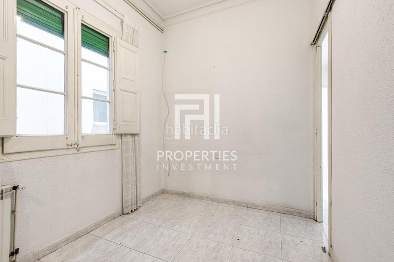 Foto bf068a61-2971-492f-a138-7d4573bb3348. Pis amb calefacció aparcament a L´Antiga Esquerra de l´Eixample Barcelona
