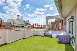 Attico  Mare de deu de montserrat. Exclusivo ático dúplex en zona privilegiada