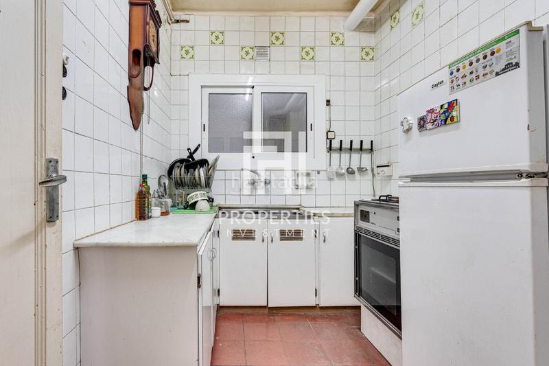 Foto be0accec-bcf8-4990-bc47-ae61b8b411ab. Pis amb calefacció a Barri de les Corts Barcelona