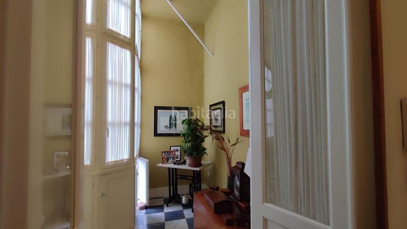 Foto 45272e15-f635-475c-bbcd-729ca7b55e17. Flat with heating in Centro Histórico Cádiz