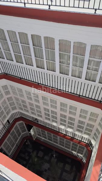 Foto 528b2108-1c38-4c27-ac84-c0fe28cbb491. Flat with heating in Centro Histórico Cádiz