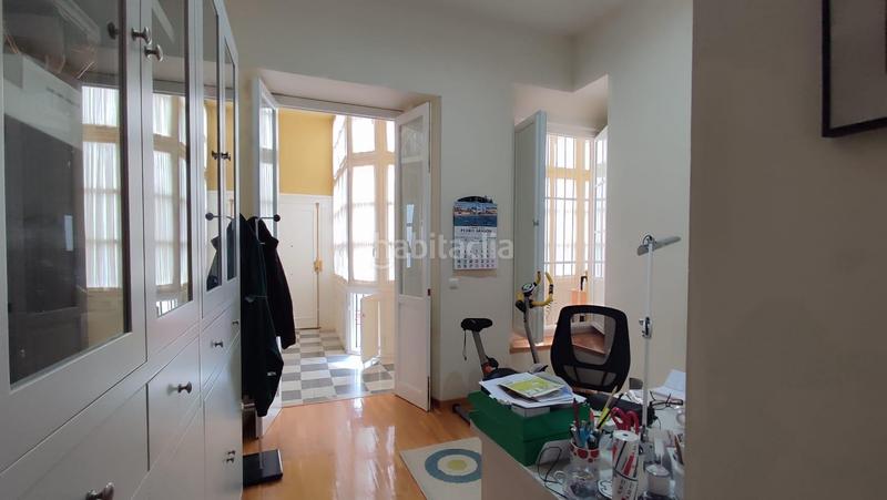 Foto e041aebe-edaa-4d5b-949a-bd5ad7b9b19f. Flat with heating in Centro Histórico Cádiz