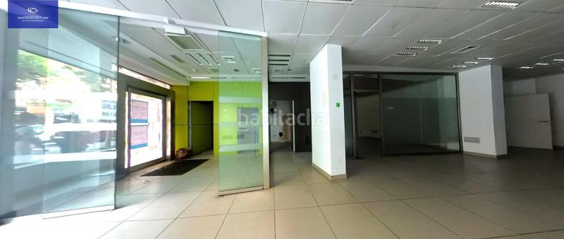 Foto 9c6ee18e-fa61-43e5-916d-a0b650d522b9. Location local commercial dans Asdrúbal - Bahía Blanca Cádiz