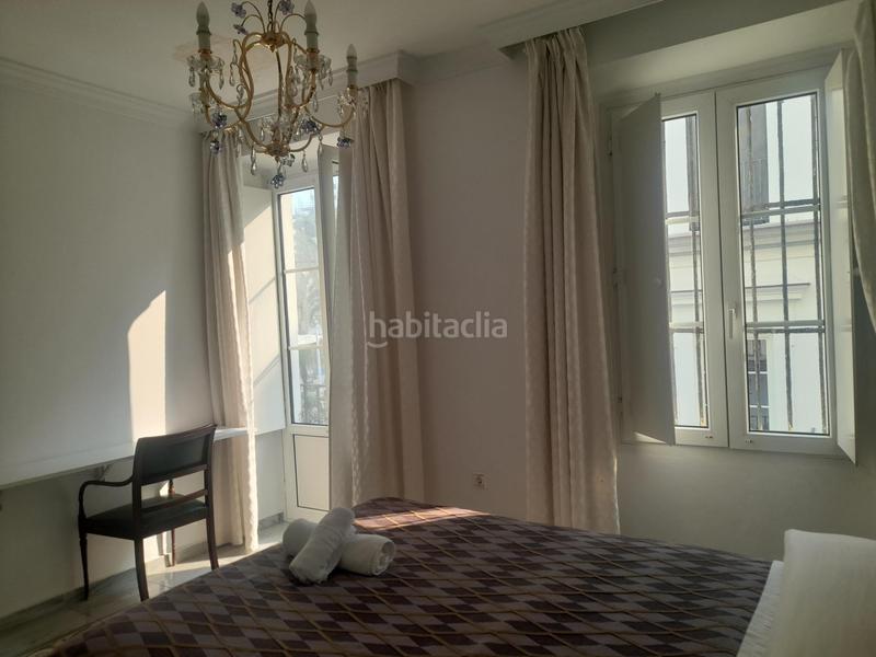 Foto 2739396d-8b4c-4253-a75d-096bd6c42bdd. Etagenwohnung in Centro Histórico Cádiz