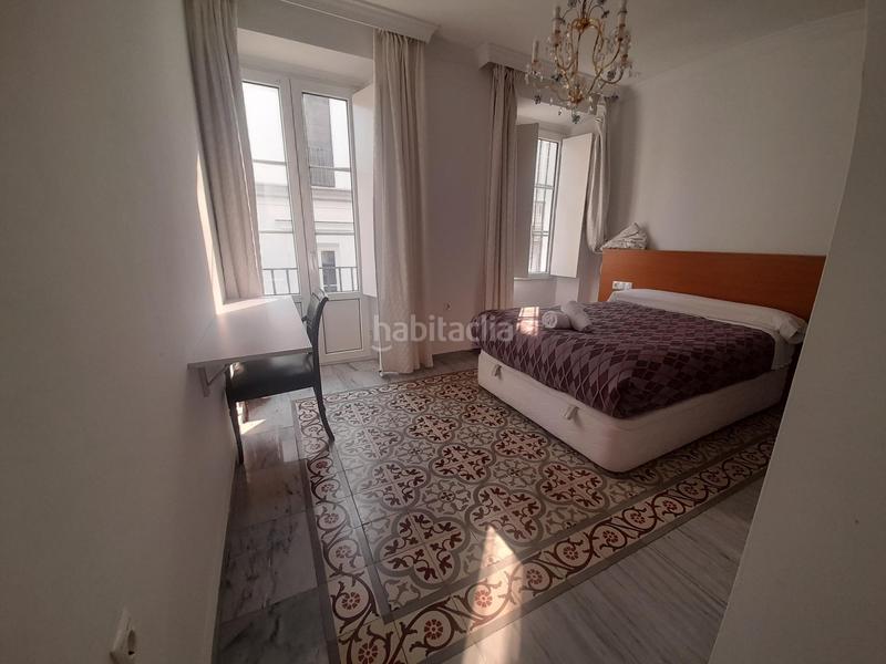 Foto 97453ac2-2144-4a1d-b80f-169c0edbedfe. Etagenwohnung in Centro Histórico Cádiz