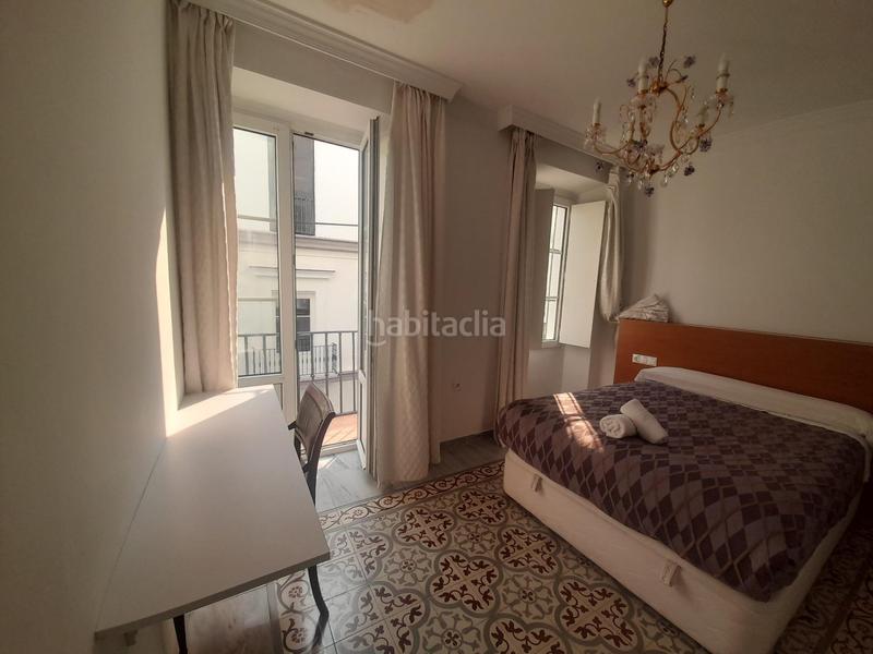 Foto e63be04f-e4aa-4d50-8220-9b8442ae8ac7. Etagenwohnung in Centro Histórico Cádiz