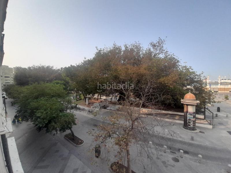 Foto e7a5a296-c27e-483f-8323-5fec21a7097a. Etagenwohnung in Centro Histórico Cádiz