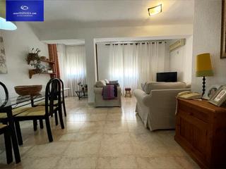 Rent Flat in Paseo Marítimo - San José - La Laguna. Alquiler anual  la laguna  3 dormitorios