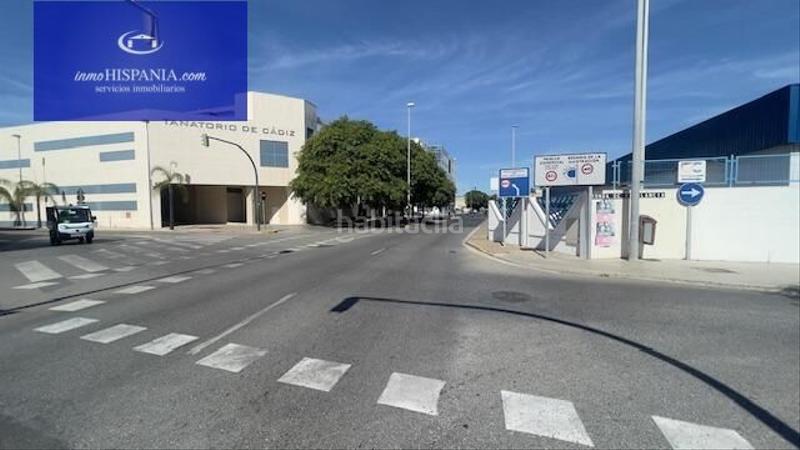Foto 172fbe62-0f8c-40aa-b70e-8d1228573410. Locale commerciale in Puntales - Zona Franca Cádiz