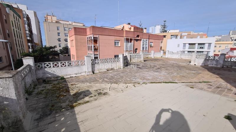 Foto 299b7245-fcce-458a-922d-3c59c9073f21. Xalet a Paseo Marítimo - San José - La Laguna Cádiz