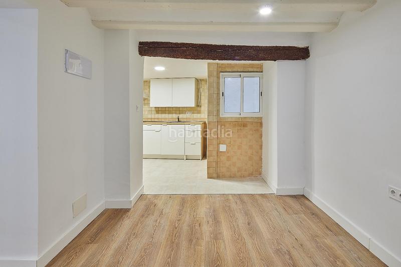 Foto 28431a87-6dea-482b-b21d-28d406ff2921. Planta baja vivienda entresuelo, exterior de tres dormitorios y 2 baños en el centro en Cádiz