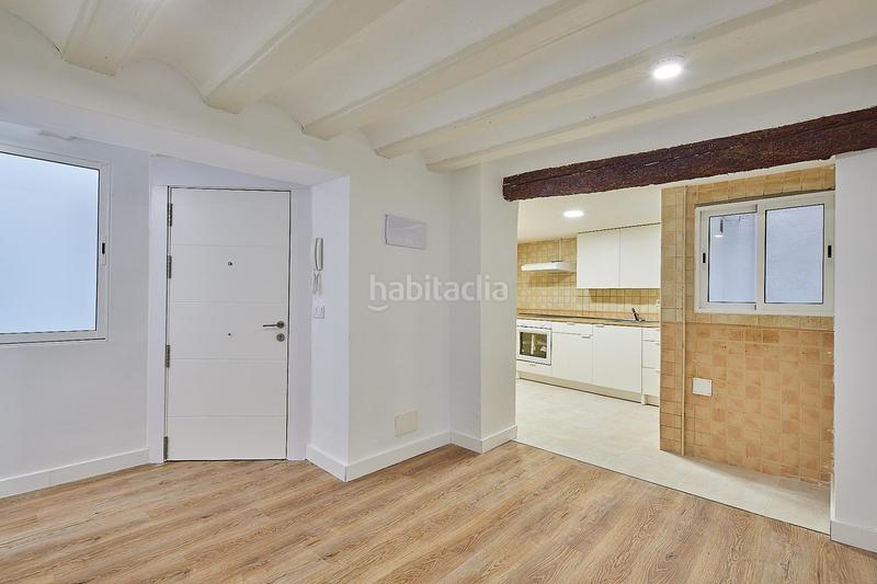 Foto 97a255a4-5e11-4bfd-beb2-a1edde951f65. Planta baja vivienda entresuelo, exterior de tres dormitorios y 2 baños en el centro en Cádiz