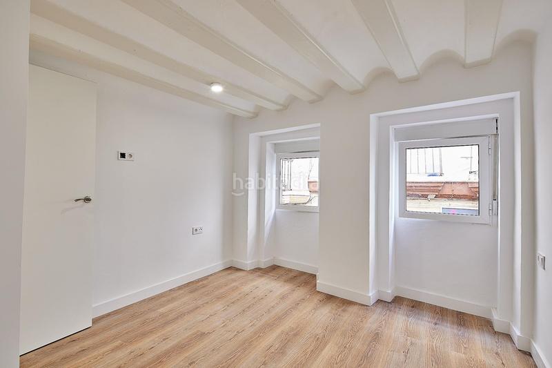 Foto fcbea84f-b455-483e-bf97-a134c4b8adb1. Planta baja vivienda entresuelo, exterior de tres dormitorios y 2 baños en el centro en Cádiz