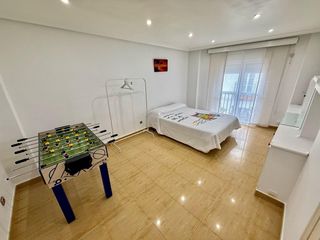Location Appartement à La Caleta - La Viña. Estupendo piso de 3 dormitorios dobles próximo a la caleta para