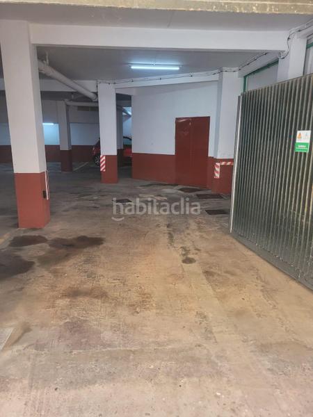 Foto a0a47646-8e70-4703-8627-ba78b0b559b0. Aparcament cotxe a Paseo Marítimo - San José - La Laguna Cádiz