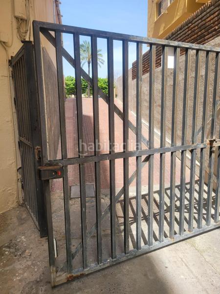 Foto ed44f2ae-0c53-48f2-ba34-b77dacfc4d75. Aparcament cotxe a Paseo Marítimo - San José - La Laguna Cádiz