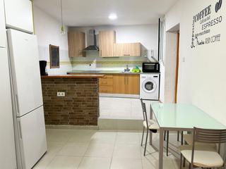 Appartement à Centro Histórico. Cuatro dormitorios centro de cádiz