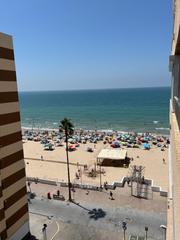 Etagenwohnung in Paseo Marítimo - San José - La Laguna. Piso de dos dormitorios junto  a la playa de la victoria