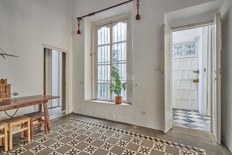 Foto 5ec84b35-385f-443b-b35e-8edfeb8ad241. Piso  amplio con terraza y mucho encanto en Centro Histórico Cádiz