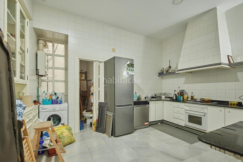 Foto 780c6702-ce76-4953-b3fb-9659b3b290dc. Piso  amplio con terraza y mucho encanto en Centro Histórico Cádiz