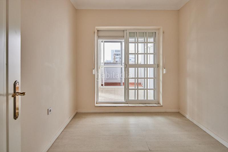 Foto 4aeb55c9-c6b6-4309-bde4-1ba1fb3433dd. Attico con riscaldamento in Asdrúbal - Bahía Blanca Cádiz