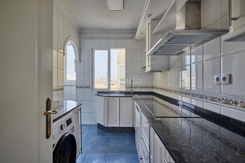 Foto f661394e-fbbe-4c91-9608-9d67c27b9568. Attico con riscaldamento in Asdrúbal - Bahía Blanca Cádiz