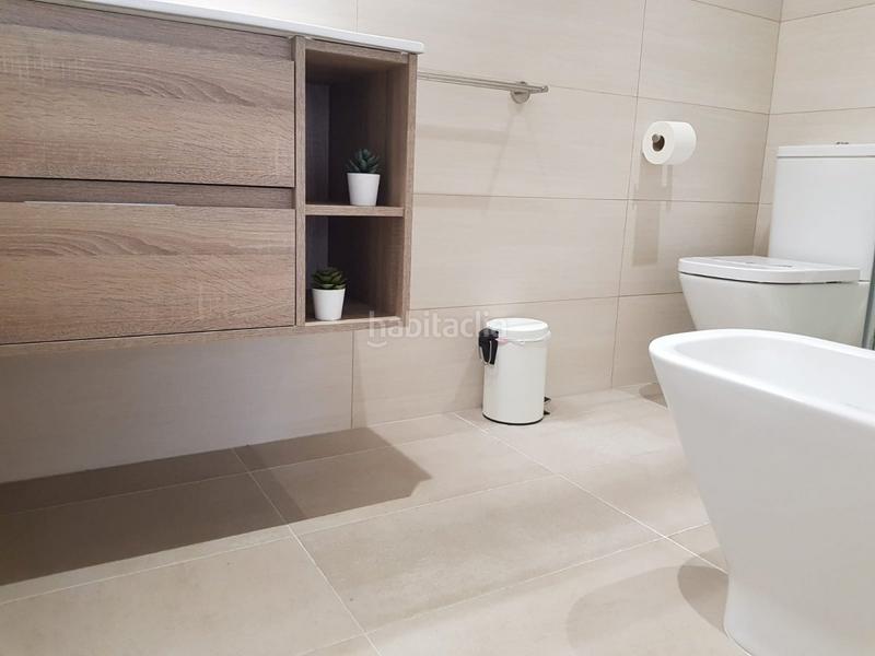 Foto 0adc6611-ddcc-47b5-917f-b27146dc4a0f. Lloguer pis amb calefacció a Centro Histórico Cádiz