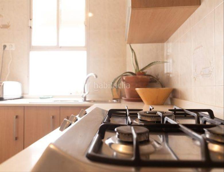 Foto 2bc8b73f-4369-4931-8abf-bdb315ad9fb1. Rent flat in astilleros - la paz - loreto - el corte inglés Cádiz