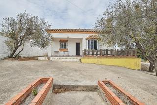 Maison à Núcleo urbano. Chalet en el marquesado