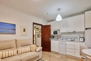 Erdgeschoss in Centro Histórico. Tú apartamento en el corazón de cádiz