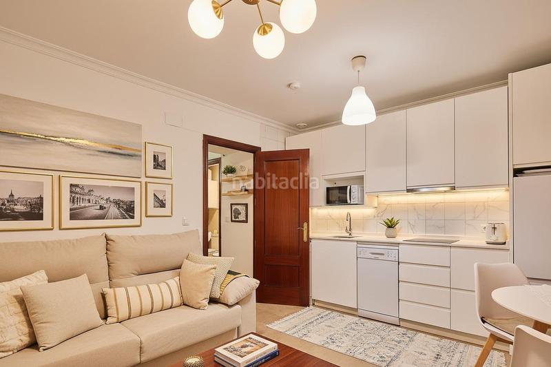 Foto 812f417a-96c6-4368-8fa2-f00b8c968530. Planta baixa a Centro Histórico Cádiz