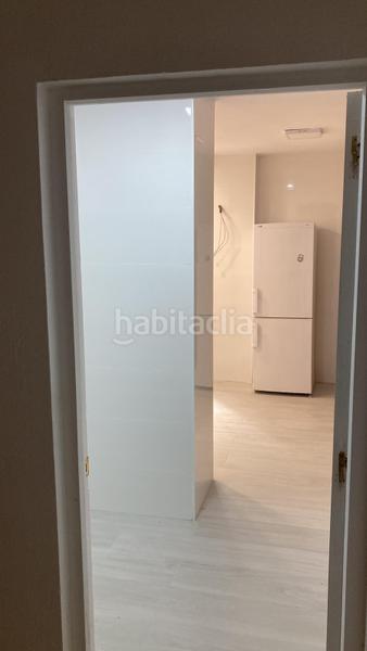 Foto d31f5337-1a7b-4d11-8dfd-a1934369acb9. Alquiler piso alquiler temporada piso de 3 dormitorios situado en 1 linea de playa de cortadura. en Cádiz