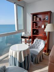 Location Appartement à La Caleta - La Viña. Alquiler anual magnífico piso frontal al mar en el campo del sur