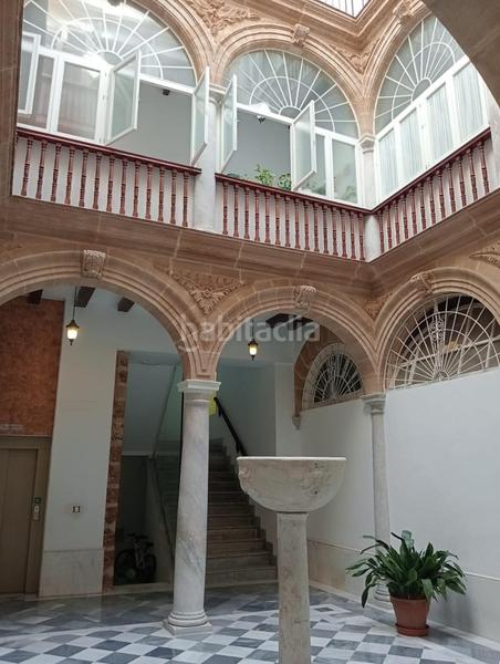 Foto c4cadf02-981e-496f-a88e-ecd68ab23cb3. Alquiler piso alquiler anual apartamento 1 dormitorio zona san francisco en Cádiz