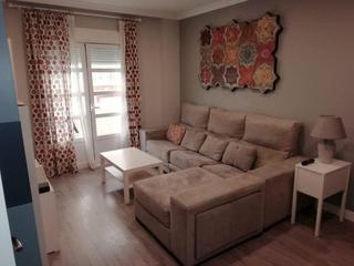 Miete Etagenwohnung in Paseo Marítimo - San José - La Laguna. Alquiler anual estupendo piso de alquiler sin muebles en zona av