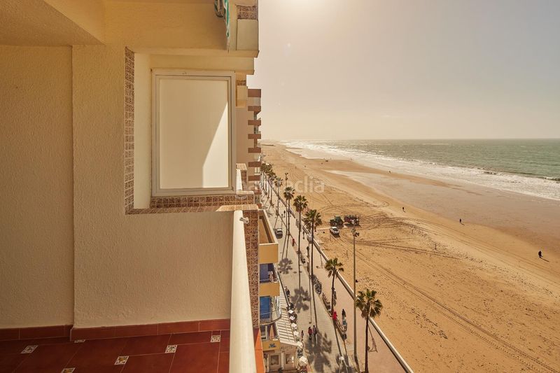 Foto 39870b17-fc3c-4ed1-b955-6760cd6bb990. Pis a Paseo Marítimo - San José - La Laguna Cádiz