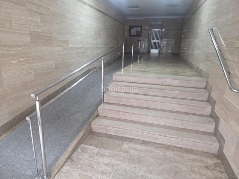 Foto d2d77ff4-429b-4883-be82-d100d4fff1dd. Pis a astilleros - la paz - loreto - el corte inglés Cádiz