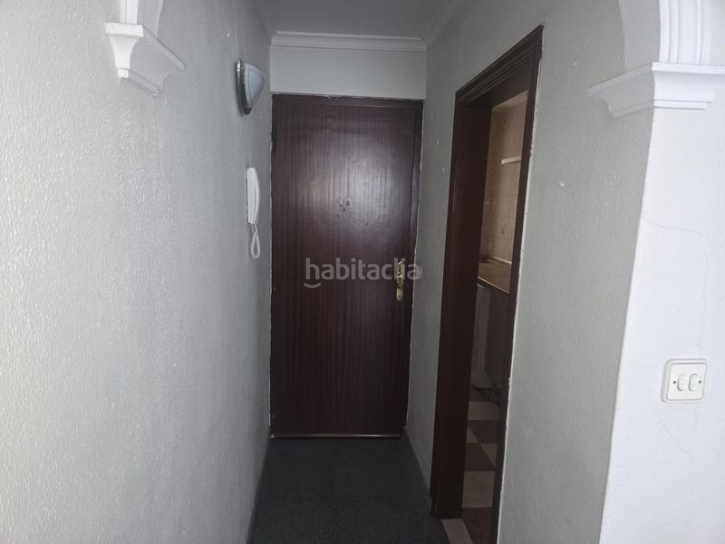 Foto db72f395-ec9f-44a3-b3a8-5ecb4531f507. Pis a astilleros - la paz - loreto - el corte inglés Cádiz