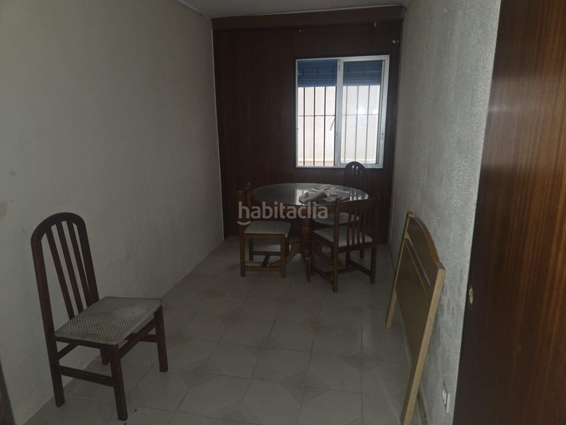 Foto eae654c2-64cd-4eb8-8a93-b8c0c5b7a999. Pis a astilleros - la paz - loreto - el corte inglés Cádiz