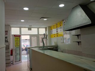 Local Comercial a Paseo Marítimo - San José - La Laguna. Oportunidad única en una de las zonas más demandadas de cádiz!