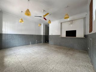 Local Comercial a Paseo Marítimo - San José - La Laguna. Local en venta en cádiz  zona san josé junto a salesianos