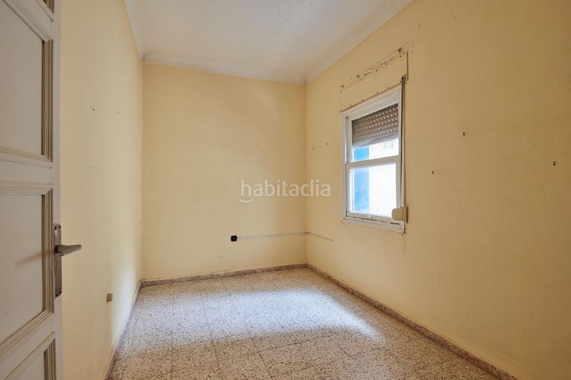 Foto b2e69cc0-f92a-44e4-8f4b-834dd703e36a. Planta baixa a Paseo Marítimo - San José - La Laguna Cádiz