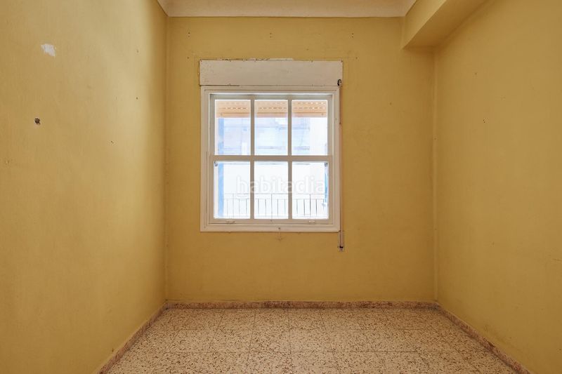 Foto f5a0849b-37b8-4e70-aa4d-cabfc1a9a7d4. Planta baixa a Paseo Marítimo - San José - La Laguna Cádiz
